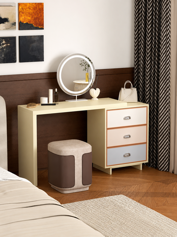 Aura Luxe Vanity Table